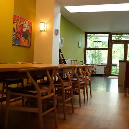 펜션 Big And Beautiful House At Citadelpark *